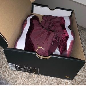 Red Velvet 11s